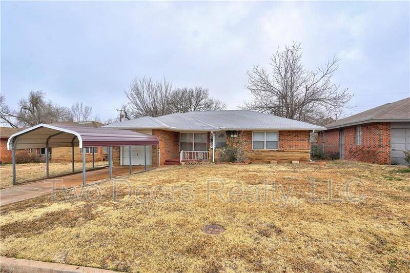 House for rent at 1221 NE 44th St, Oklahoma City, OK 73111