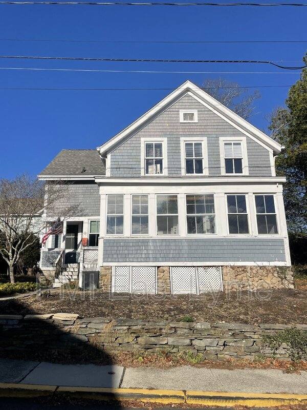 House for rent at 26 Academy Lane, Mystic, CT 06355