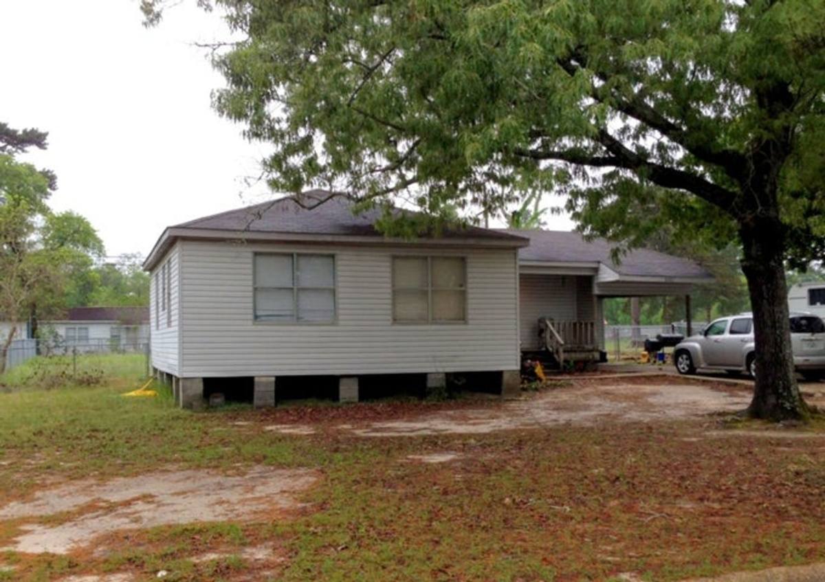 House for rent at 1602 Kings Rd, Leesville, LA 71446