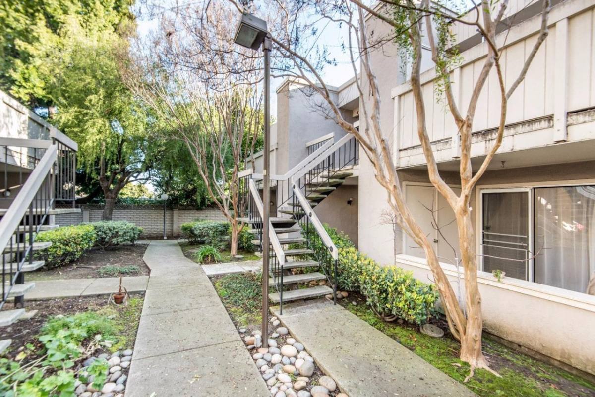 Condo for rent at 871 W California Ave, Sunnyvale, CA 94086
