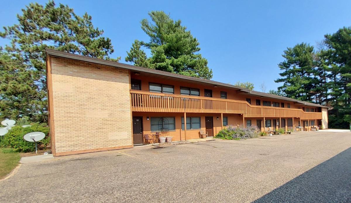 Apartment for rent at 1600 Aspen Dr, Hudson, WI 54016