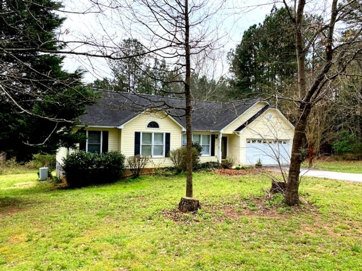 House for rent at 136 Matthew St, Columbus, NC 28722