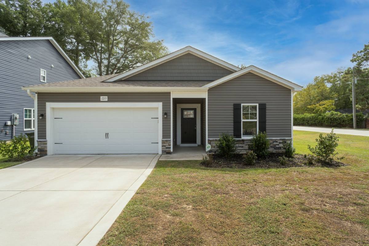 House for rent at 1213 Branson St, Fayetteville, NC 28305
