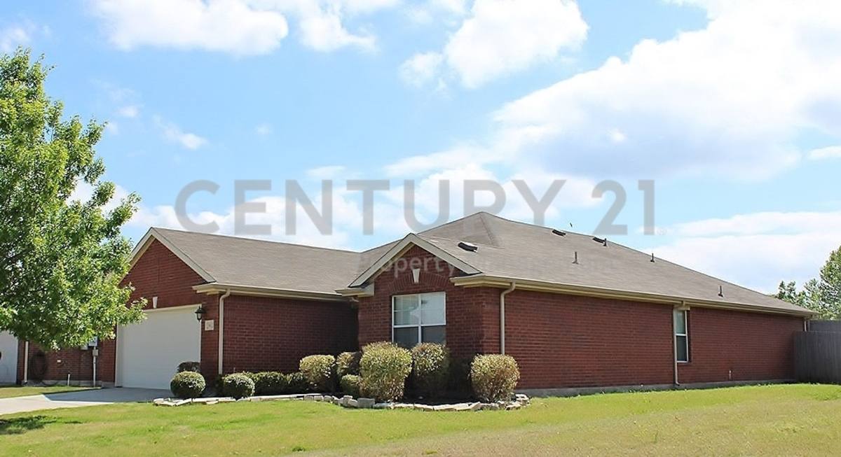 House for rent at 3612 Applewood Rd, Melissa, TX 75454