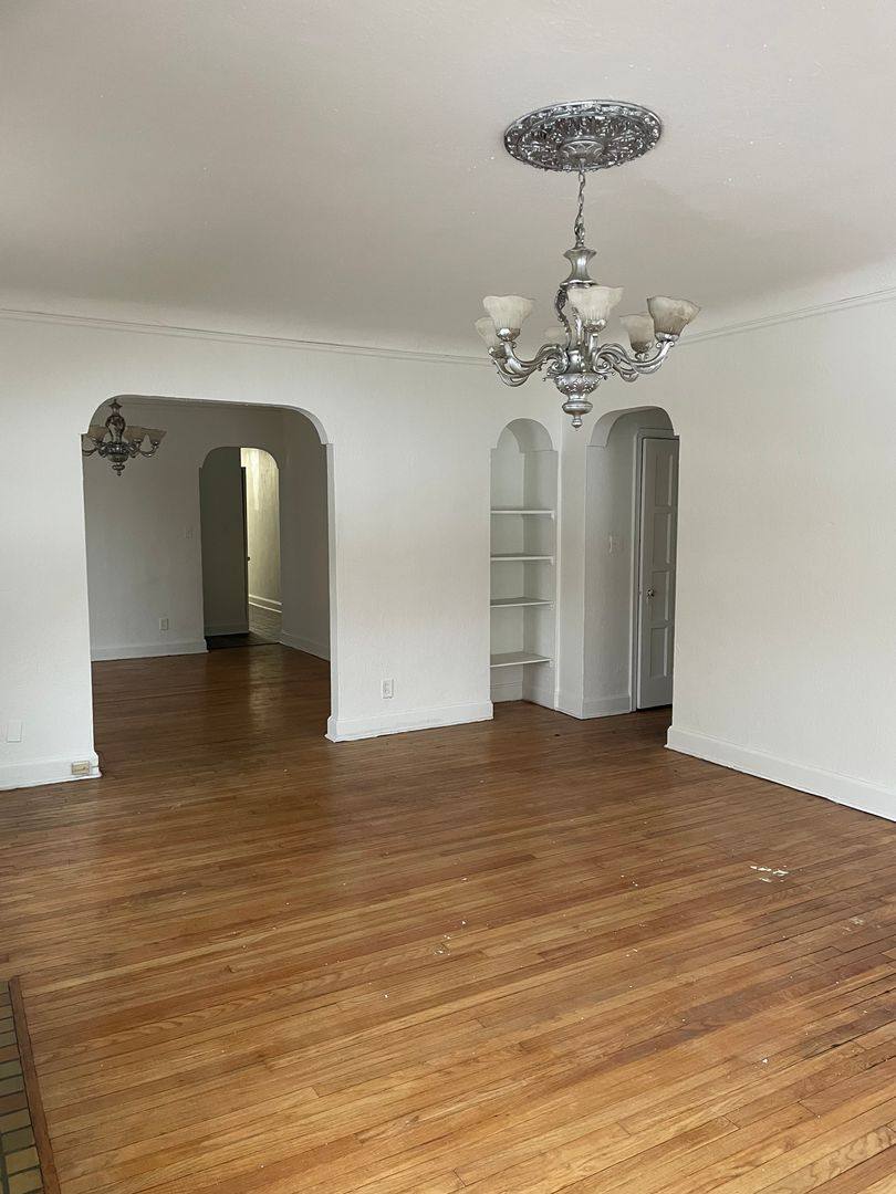 Apartment for rent at 2534 - 2538 Kemper Rd, Cleveland, OH 44120