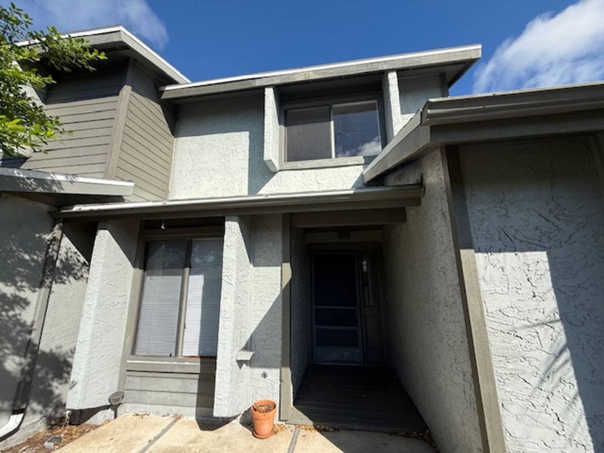 Townhouse for rent at 150 Limewood Place #6, Ormond Beach, FL 32174