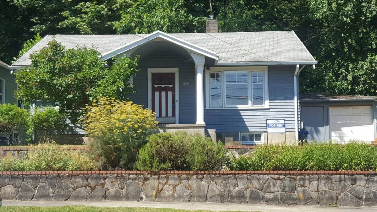 5815 S Corbett Ave, Portland, OR 97239
