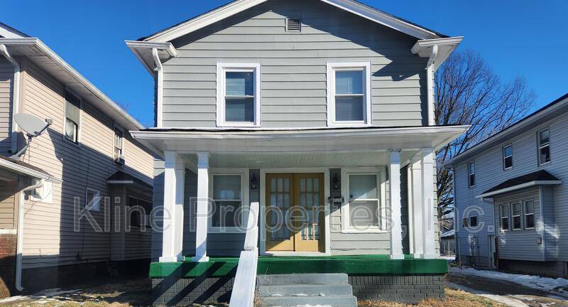 House for rent at 721 N Grant Ave, Indianapolis, IN 46201