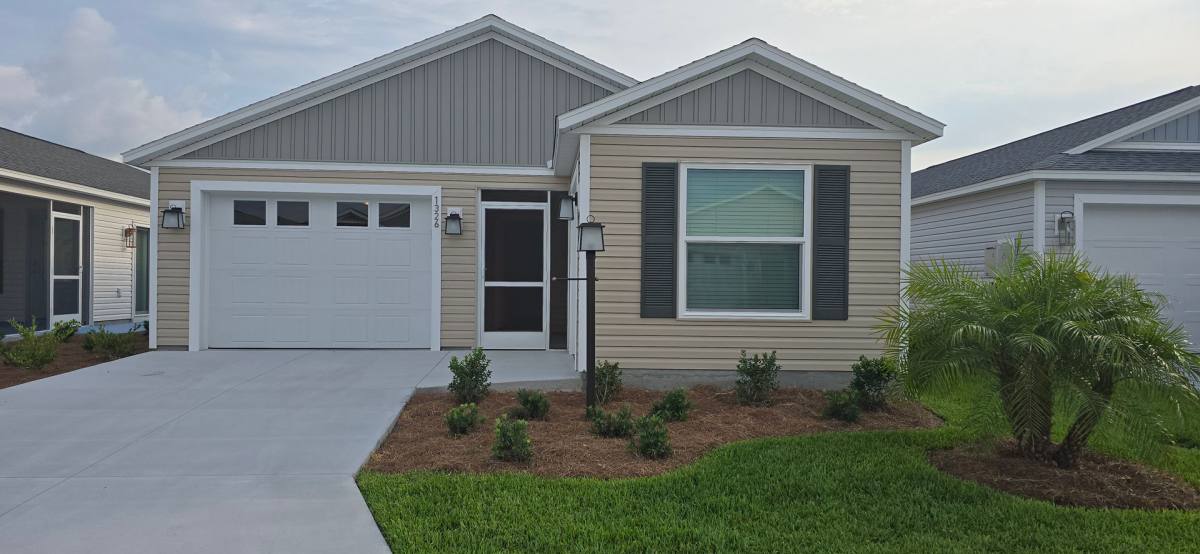 House for rent at 1326 Tegan Terrace, Okahumpka, FL 34762