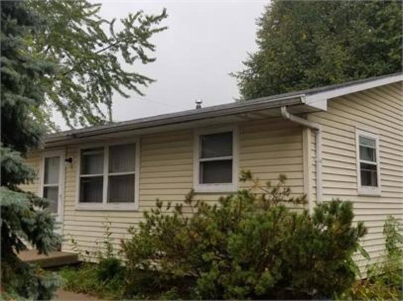 Apartment for rent at 1834 14th Ave, Green Bay, WI 54304