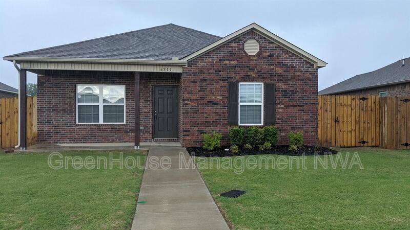 House for rent at 6511 SW Warrington Rd, Bentonville, AR 72713