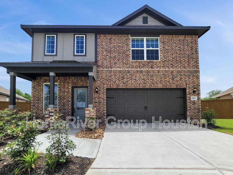 House for rent at 2502 Green Jasper Dr, Rosharon, TX 77583