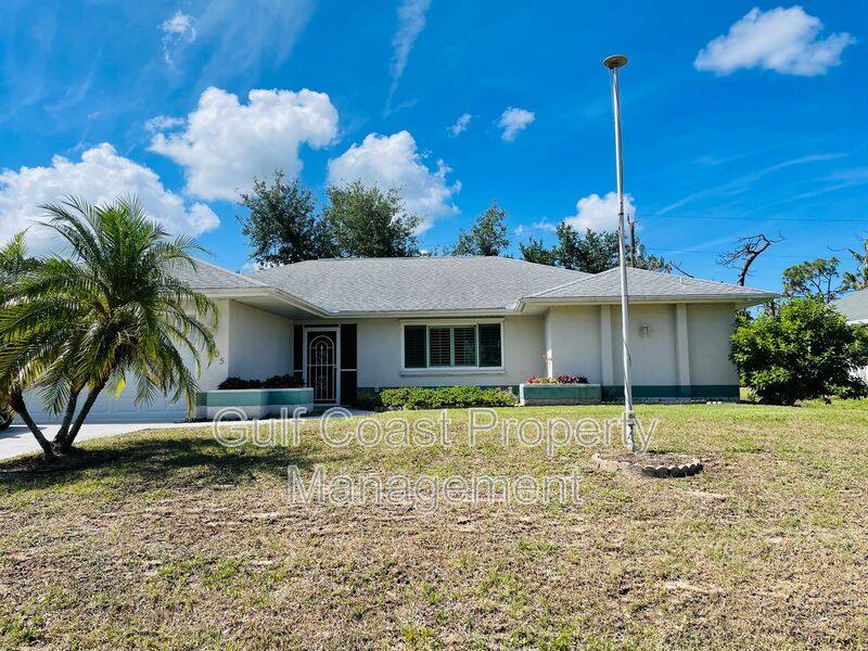 House for rent at 10405 Sandrift Ave, Englewood, FL 34224