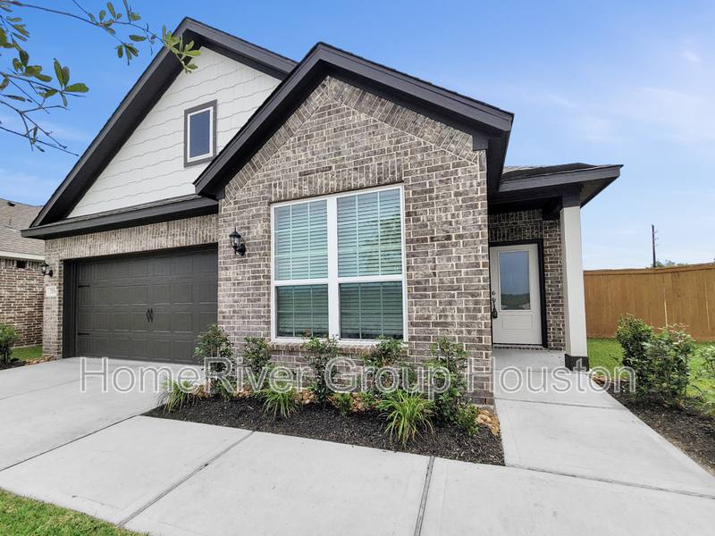 House for rent at 2506 Green Jasper Dr, Rosharon, TX 77583