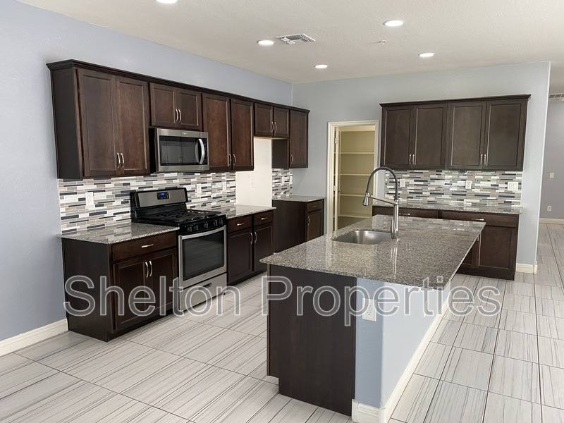 House for rent at 2350 N Delaney Dr, Buckeye, AZ 85396