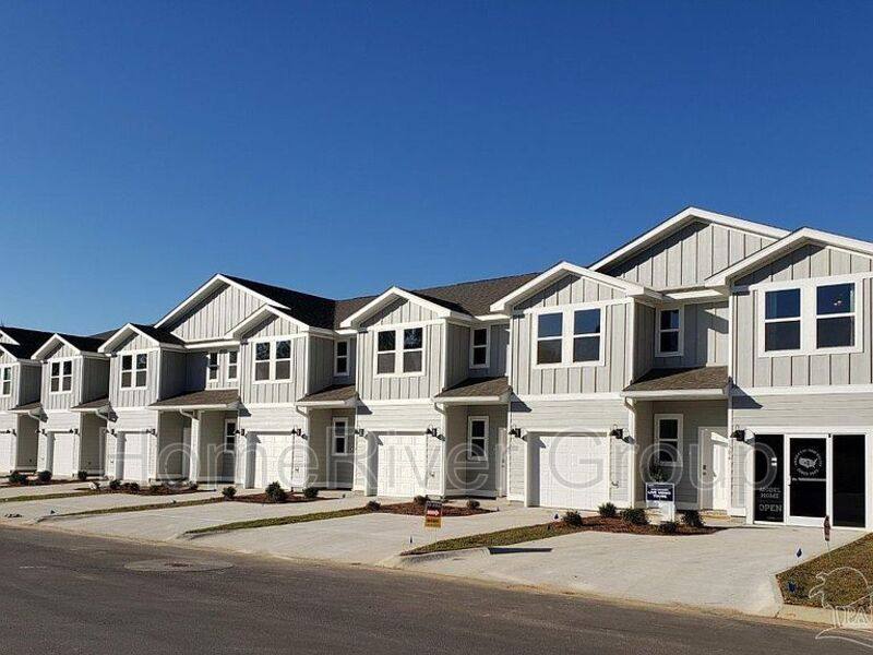 Townhouse for rent at 9641 Nature Creek Blvd, Pensacola, FL 32526