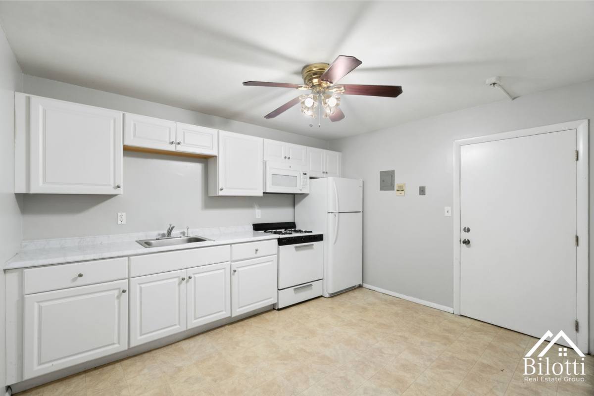 Apartment for rent at 311 Jencks St, Fall River, MA 02723