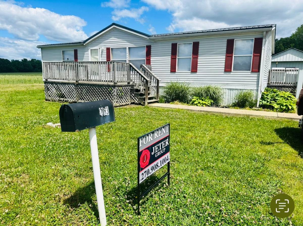 Apartment for rent at 2550 Symsonia Highway, Benton, KY 42025