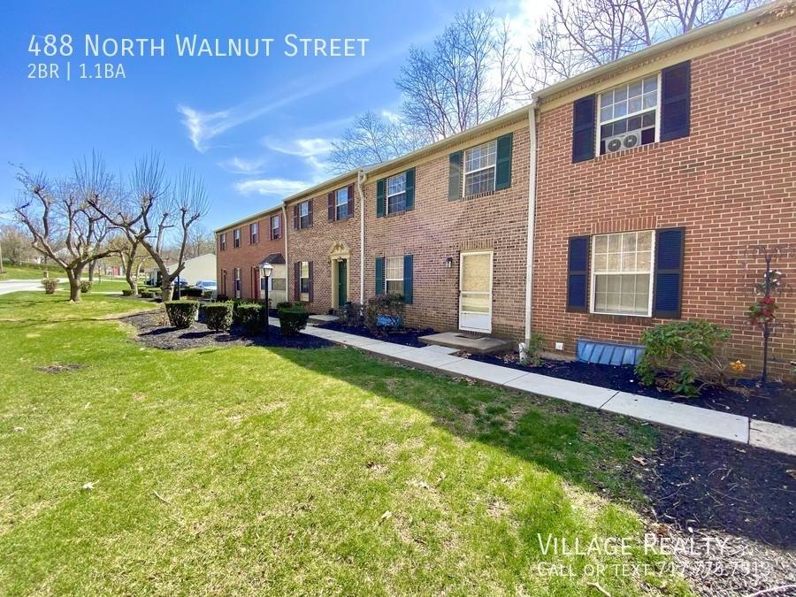 Townhouse for rent at 488 N Walnut St, Dallastown, PA 17313