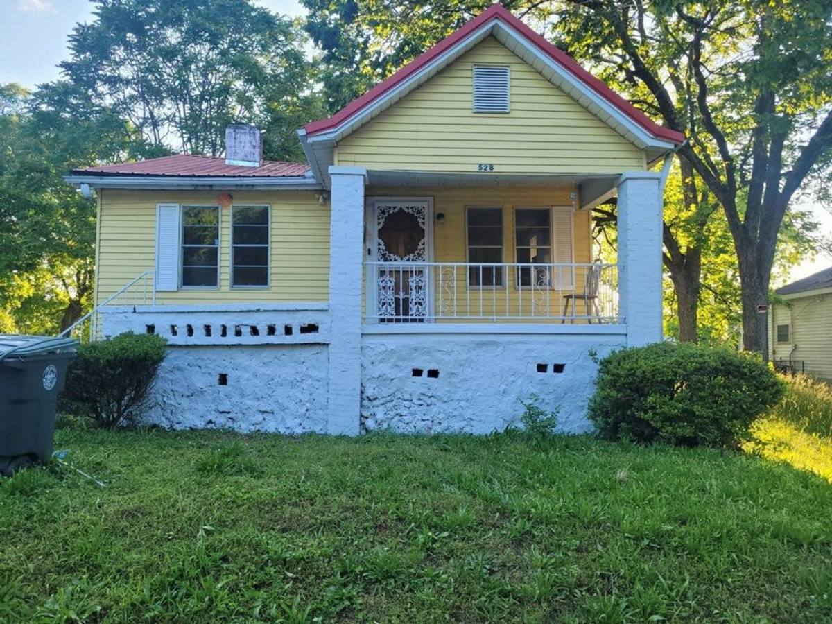 House for rent at 528 64th St S, Birmingham, AL 35212