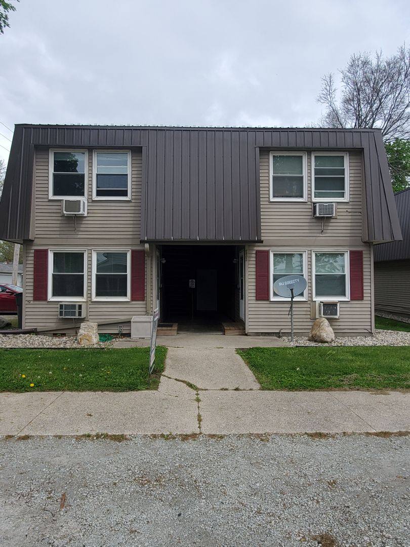 Apartment for rent at 523 E Douglas, Goshen, IN 46526