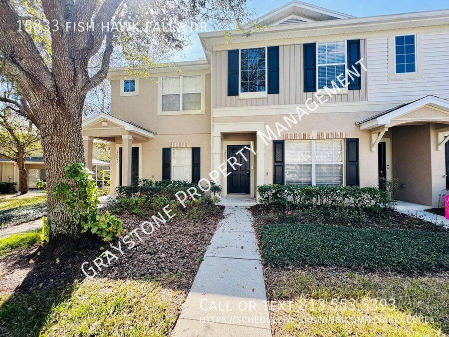 Townhouse for rent at 15833 Fish Hawk Falls Dr, Lithia, FL 33547