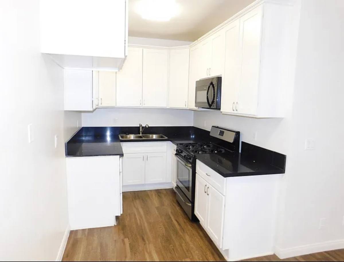 Apartment for rent at 14805 Magnolia Blvd #102, Sherman Oaks, CA 91403