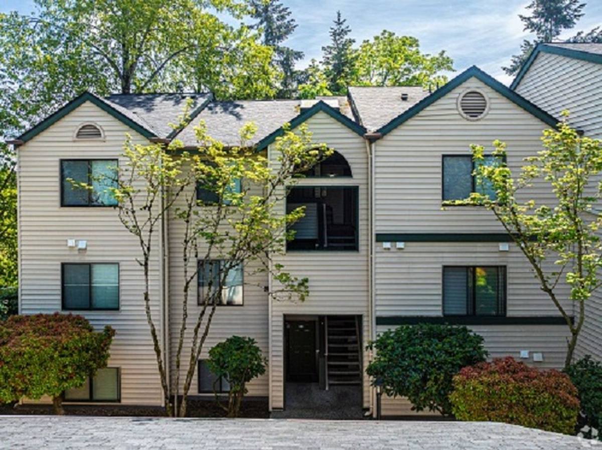 Apartment for rent at 19914 Military Rd S, Seattle, WA 98188