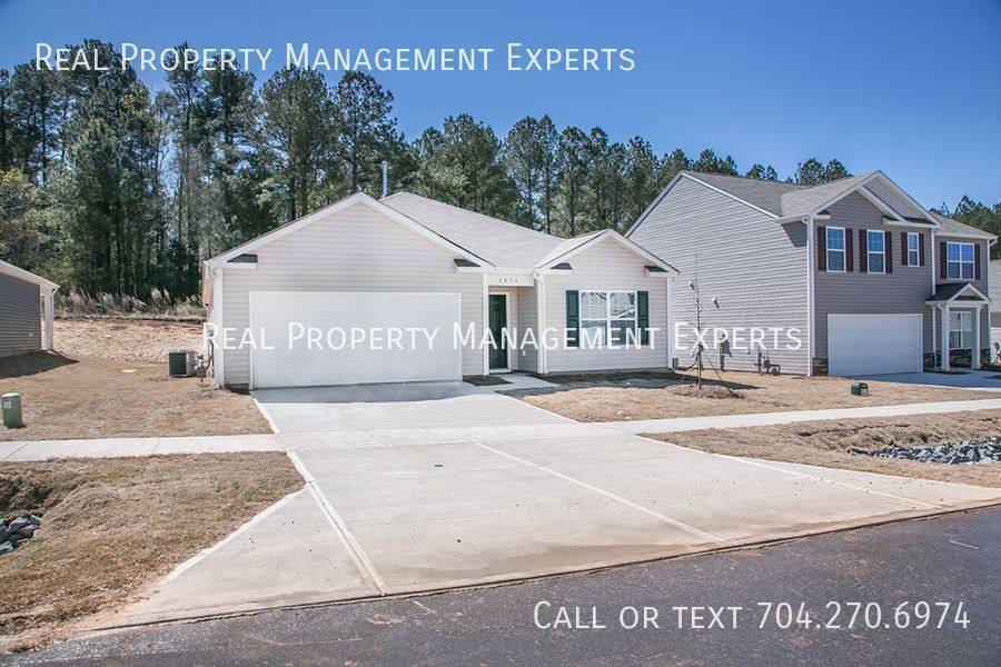 House for rent at 2856 Sherrills Stream Dr, Sherrills Ford, NC 28673