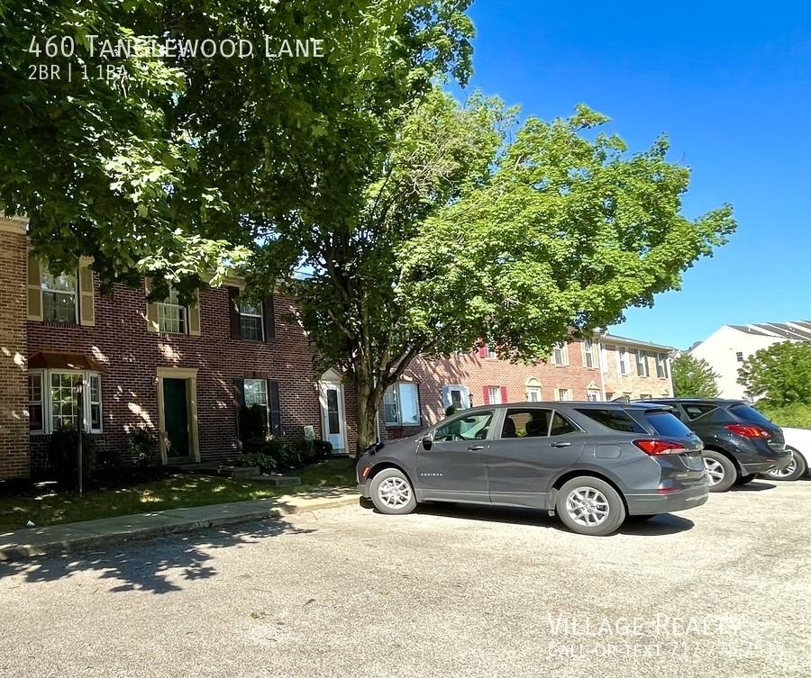 Townhouse for rent at 460 Tanglewood Lane, Dallastown, PA 17313