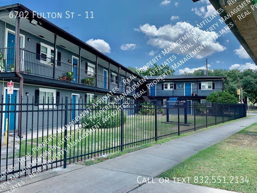 Apartment for rent at 6702 Fulton St #11, Houston, TX 77022