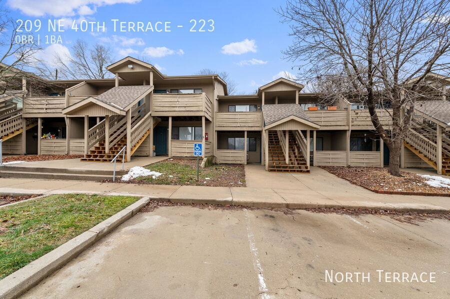 Apartment for rent at 209 NE 40th Terrace #223, Kansas City, MO 64116