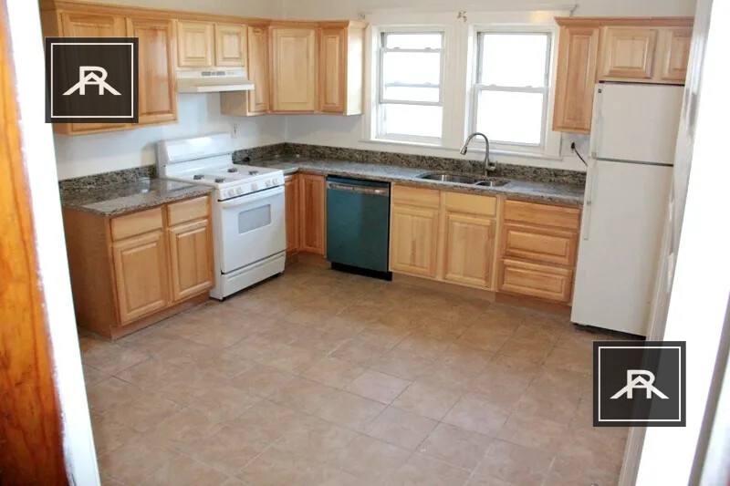 Apartment for rent at 248 Pearl St #2, Newton, MA 02458