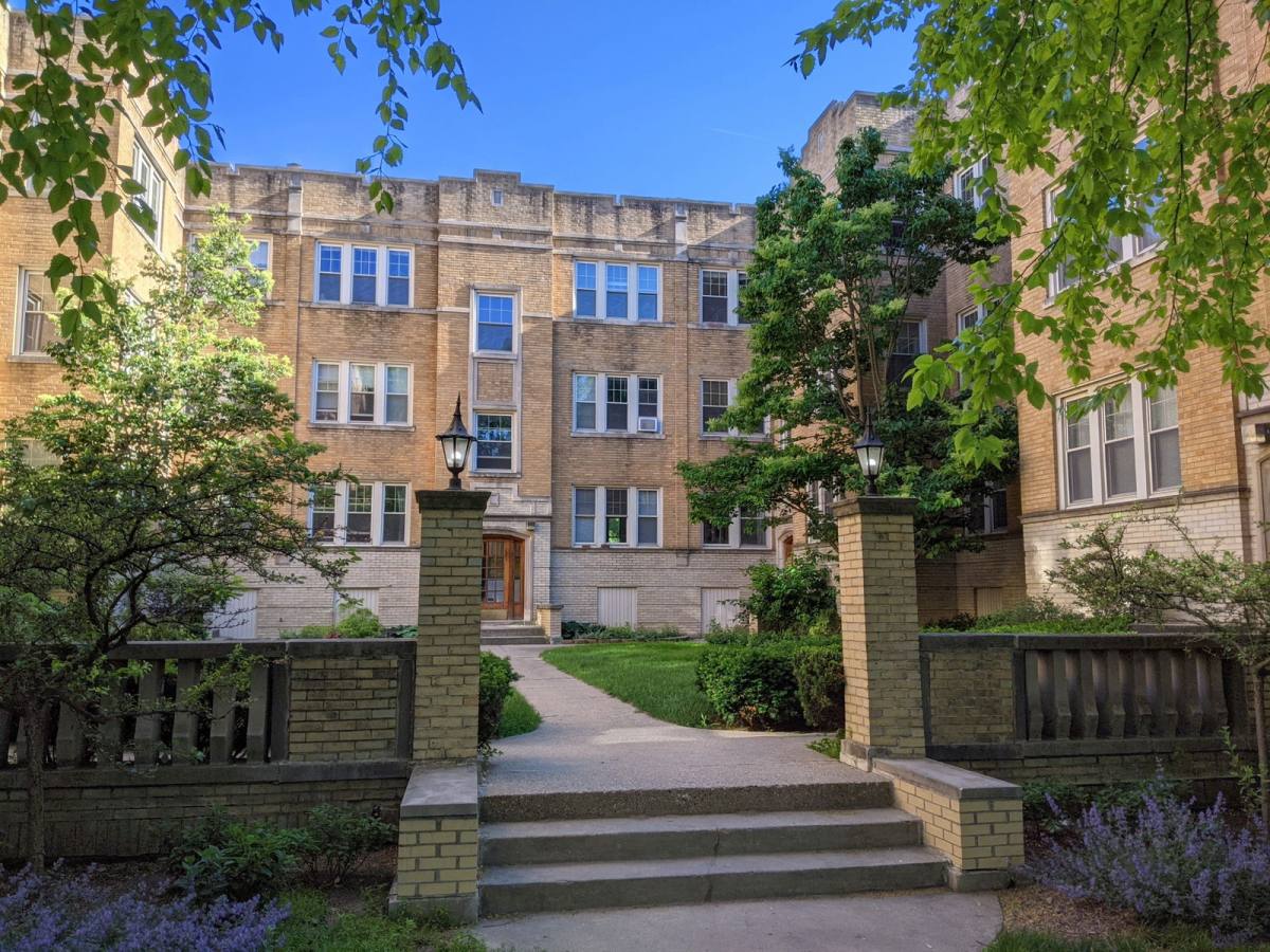 Apartment for rent at 908 Reba Place #10-1N, Evanston, IL 60202