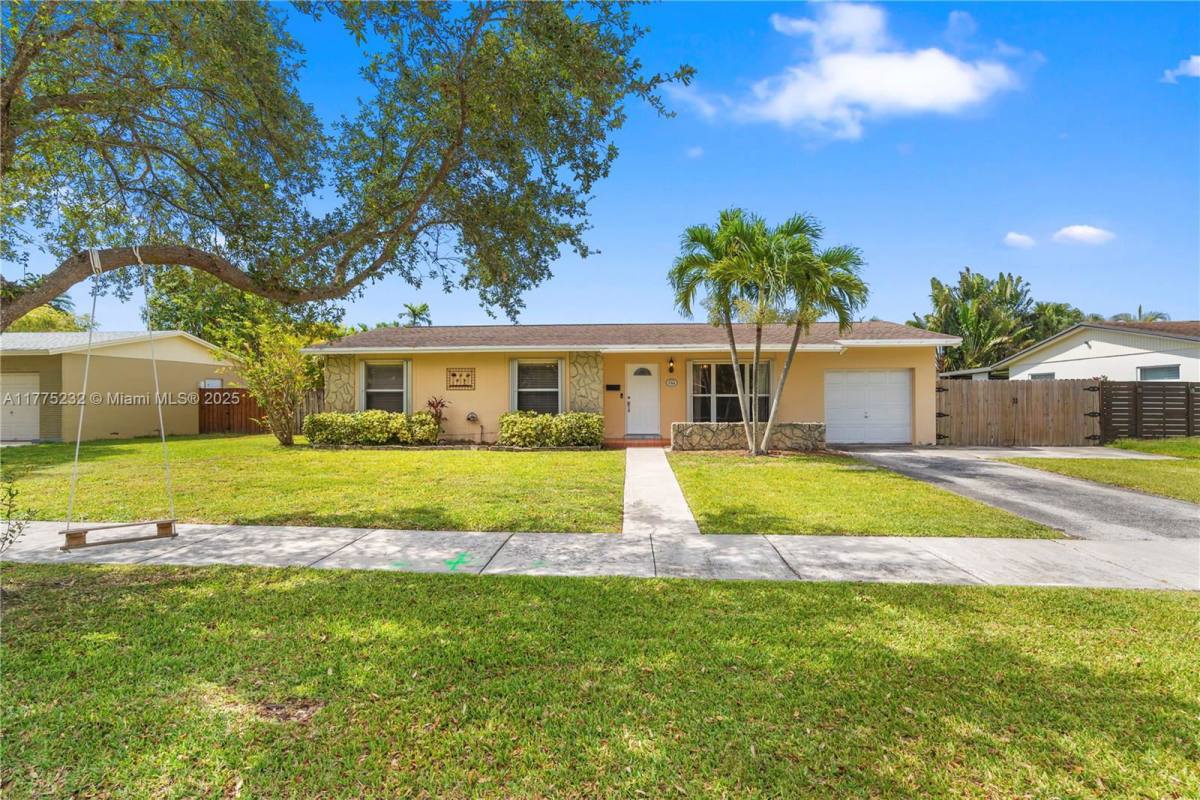 House for rent at 9364 SW 184th Terrace, Miami, FL 33177