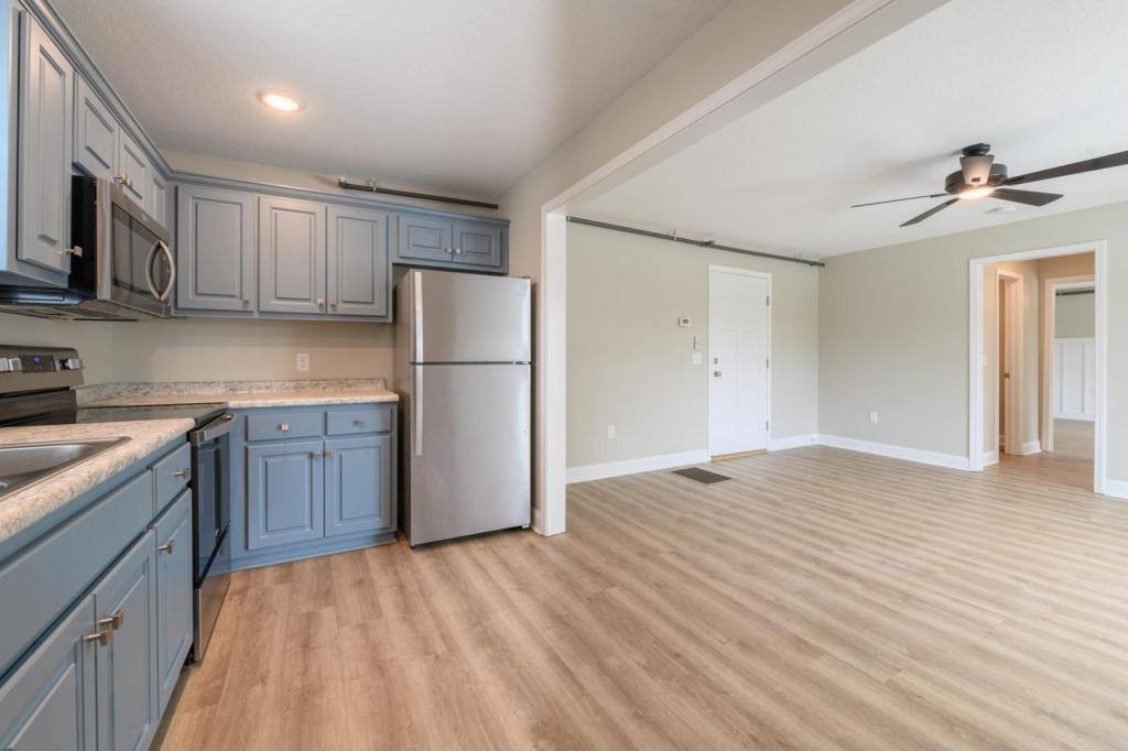 Apartment for rent at 214 S College St #5, Statesboro, GA 30458