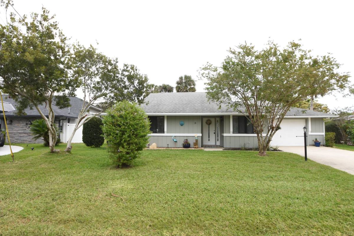 House for rent at 18 Covington Lane, Palm Coast, FL 32137