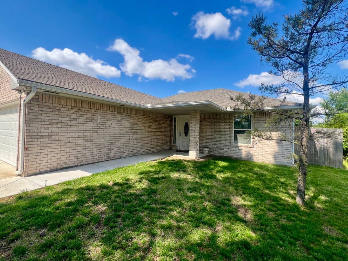 House for rent at 2823 Juvene Circle, Spencer, OK 73084