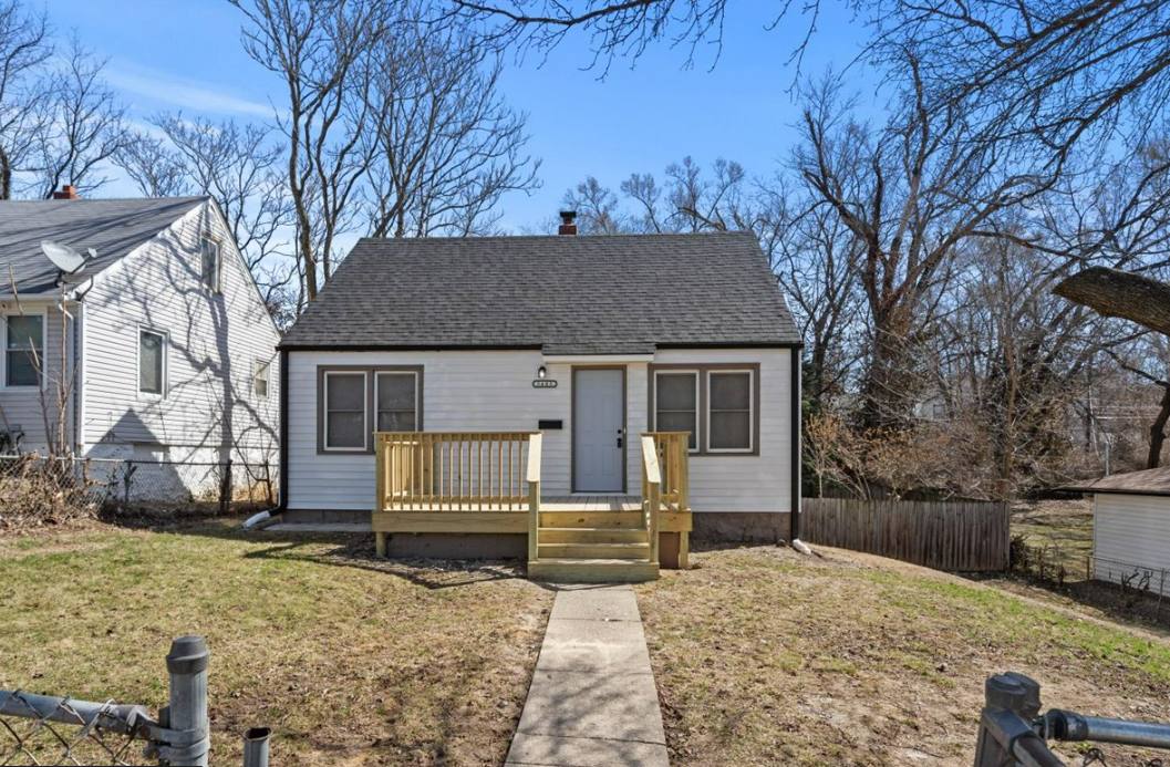 House for rent at 3403 Norton Ave, Kansas City, MO 64128