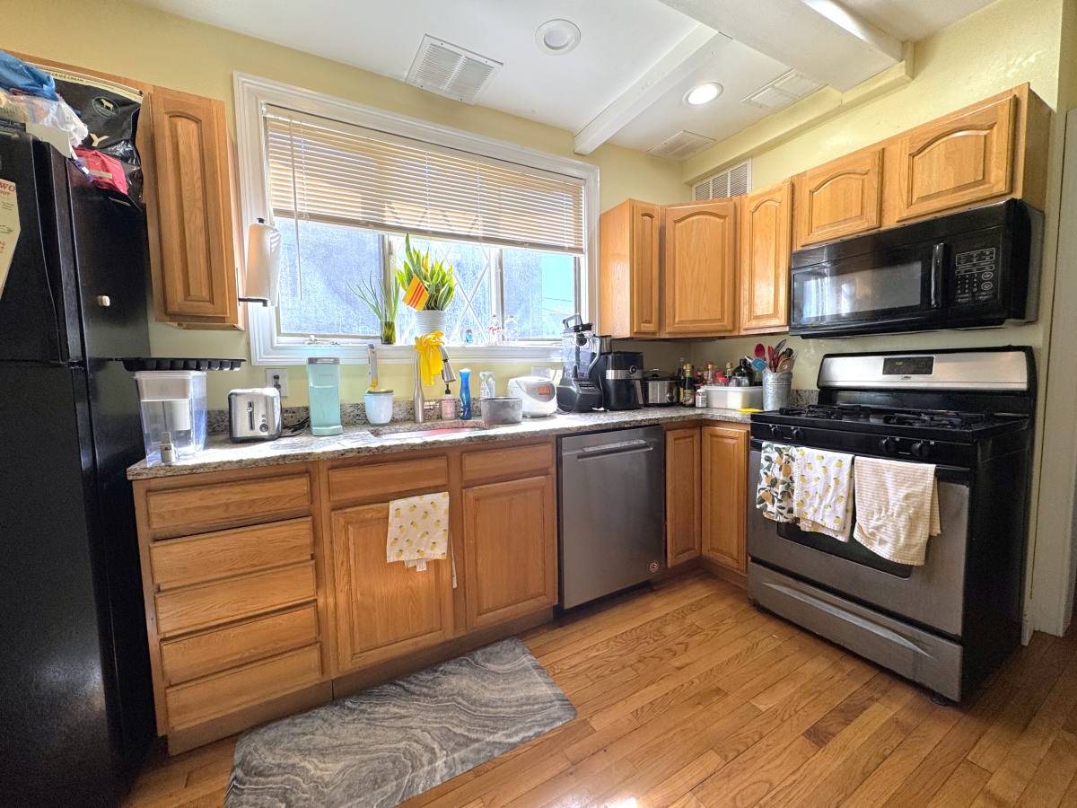 Apartment for rent at 18 Allston St #R, Allston, MA 02134
