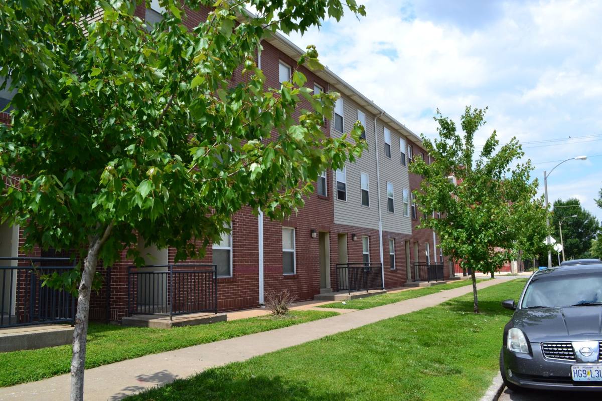 Apartment for rent at 2002 E Obear Ave, Saint Louis, MO 63107