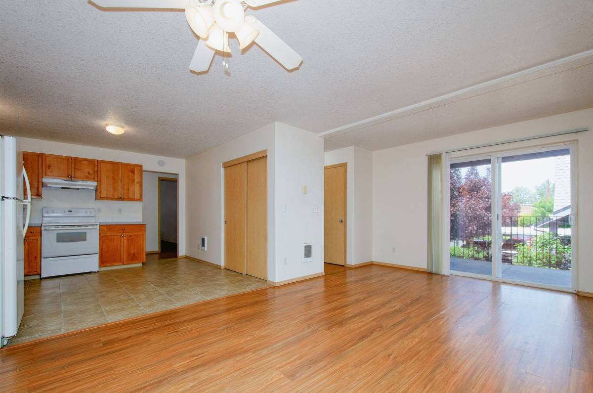 Apartment for rent at 678 SE Hogan Rd, Gresham, OR 97080