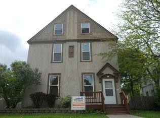 Apartment for rent at 907 Oliver Ave N, Minneapolis, MN 55411