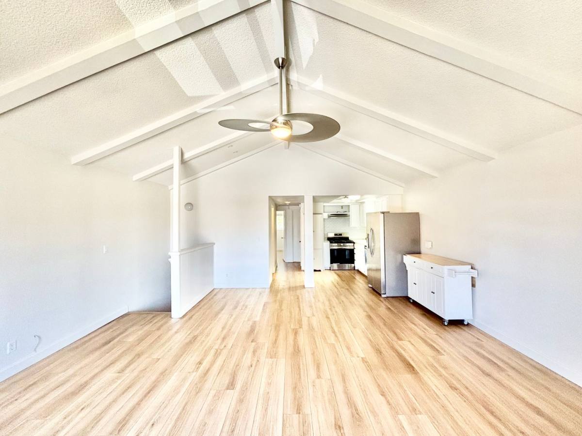 House for rent at 372 Highland Dr, Oxnard, CA 93035