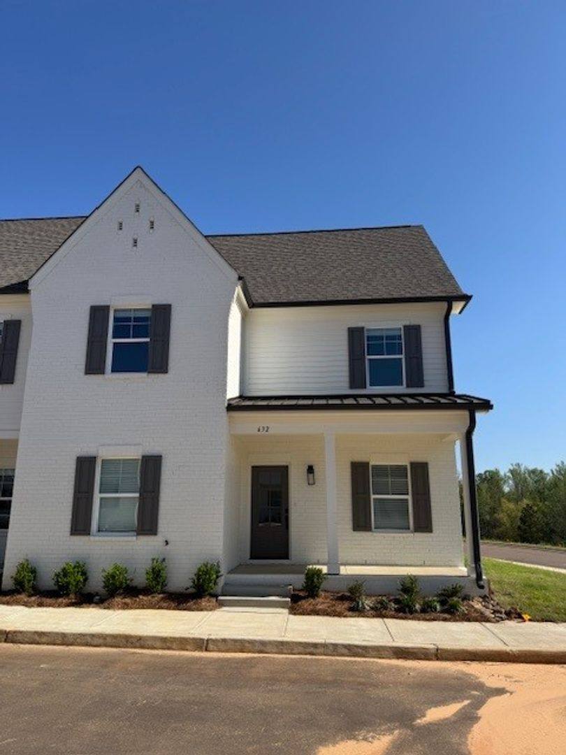 Townhouse for rent at 632 Cottage Grove Circle, Oxford, MS 38655