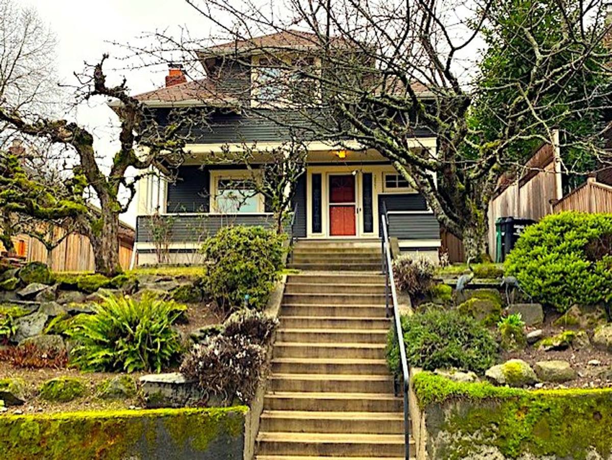 3821 Meridian Ave N, Seattle, WA 98103