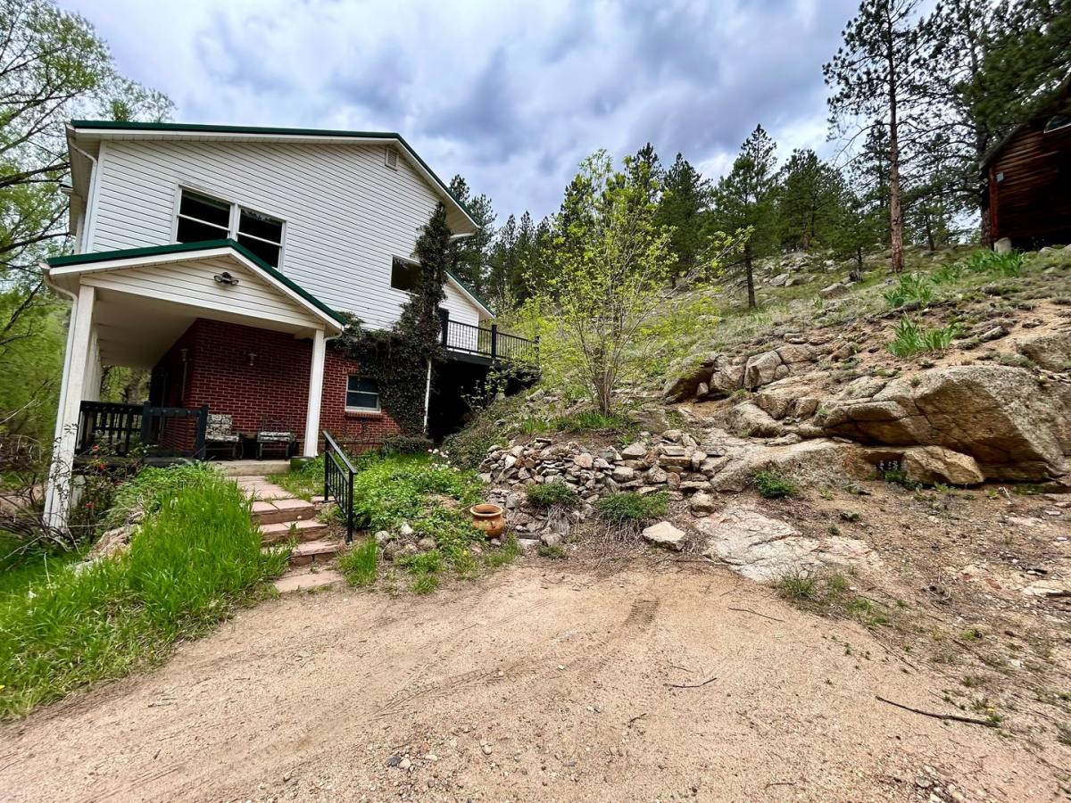 House for rent at 724 Fourmile Canyon Dr, Boulder, CO 80302