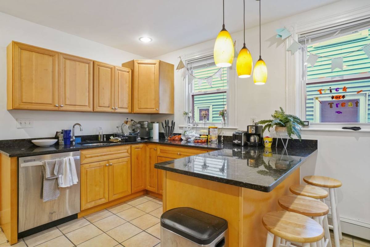 House for rent at 74 Calumet St #1B, Roxbury Crossing, MA 02120