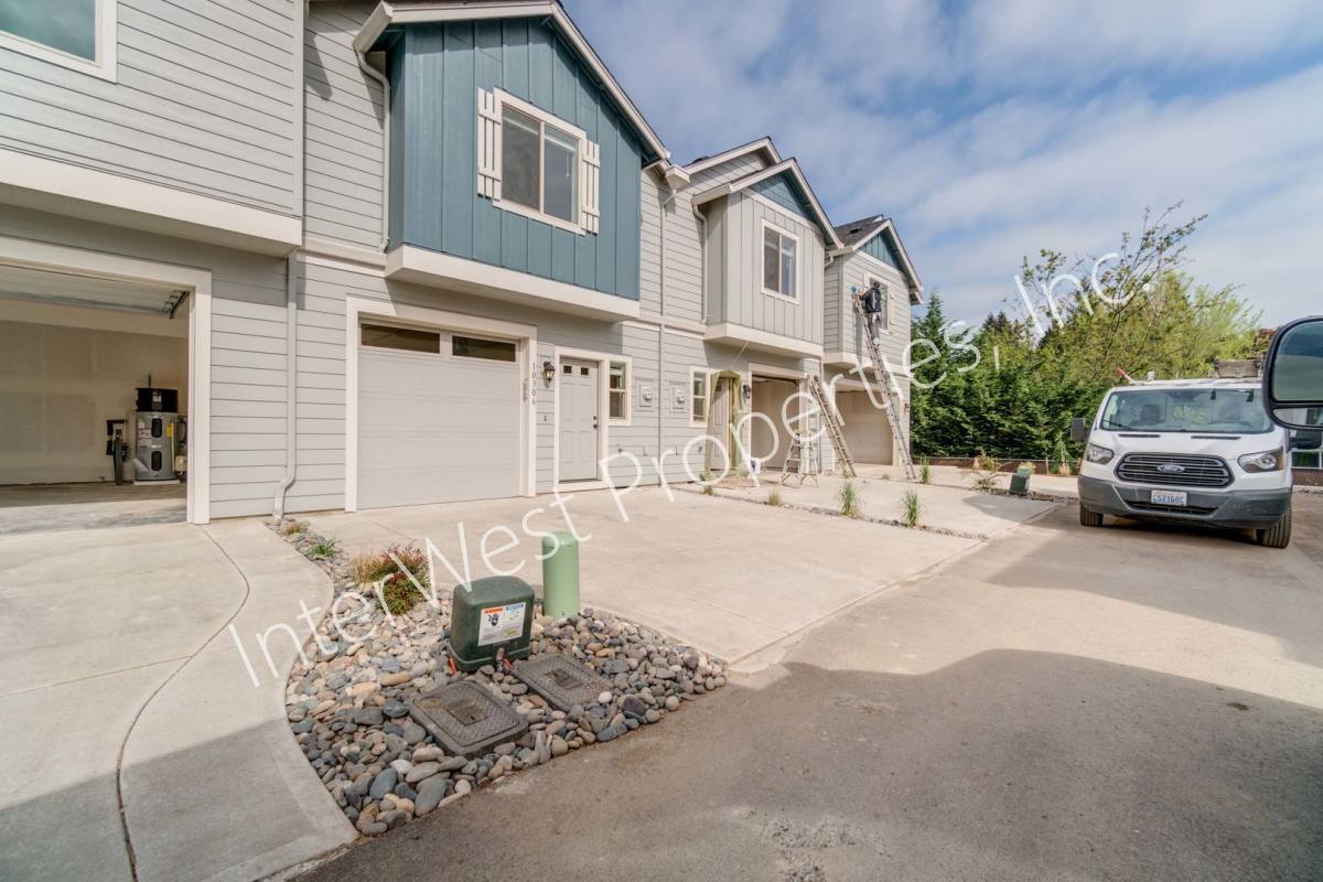 Apartment for rent at 10300-10407 NE 61st Circle, Vancouver, WA 98662