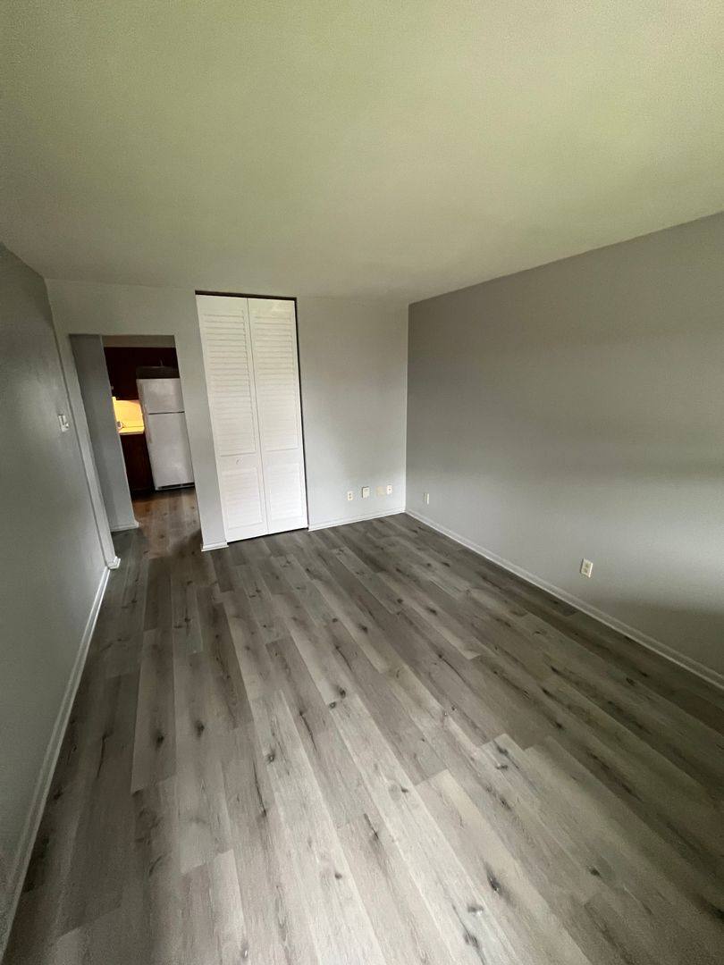 Apartment for rent at 408 W Main St, Wabash, IN 46992
